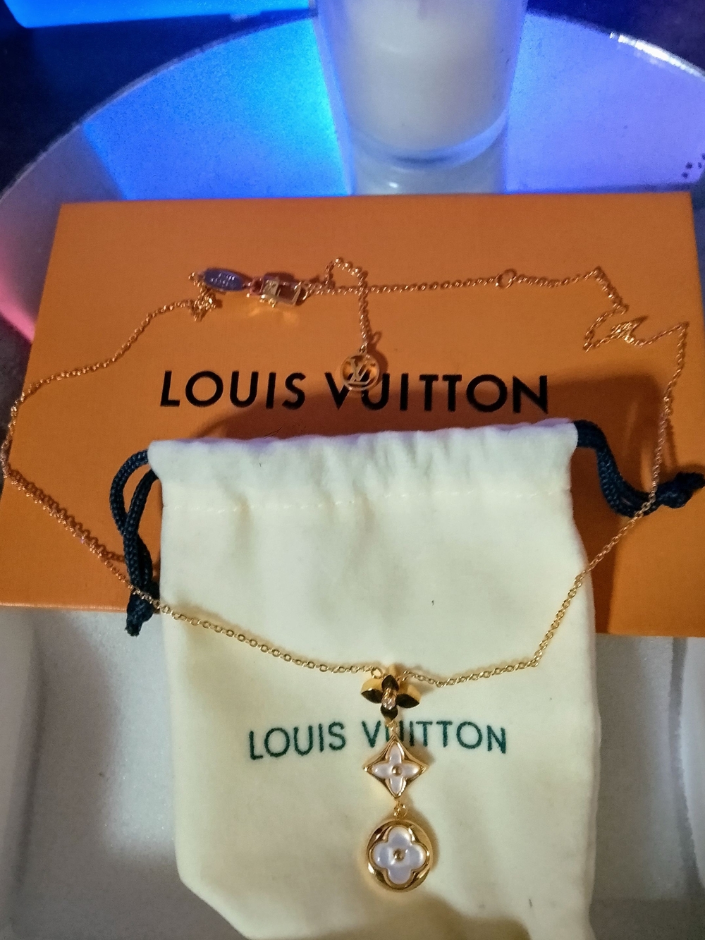 Louis Vuitton Gold and White Flower Drop Necklace - Gold